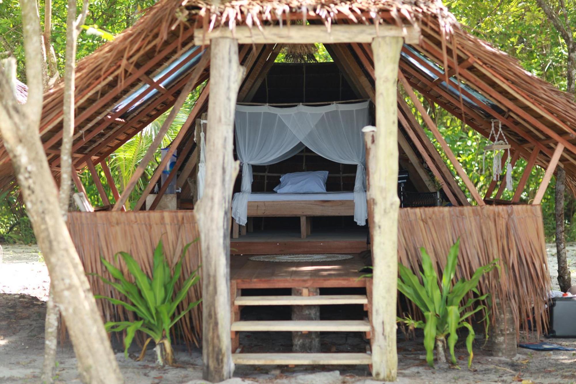 Pinang Island - Private Island Sea View Bungalows Singkil  Екстериор снимка