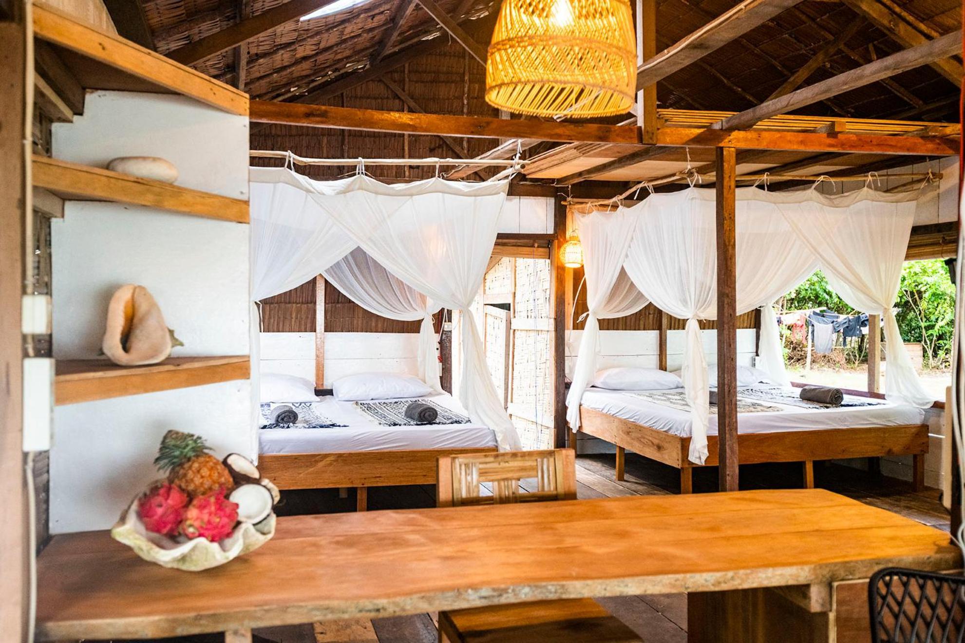 Pinang Island - Private Island Sea View Bungalows Singkil  Стая снимка